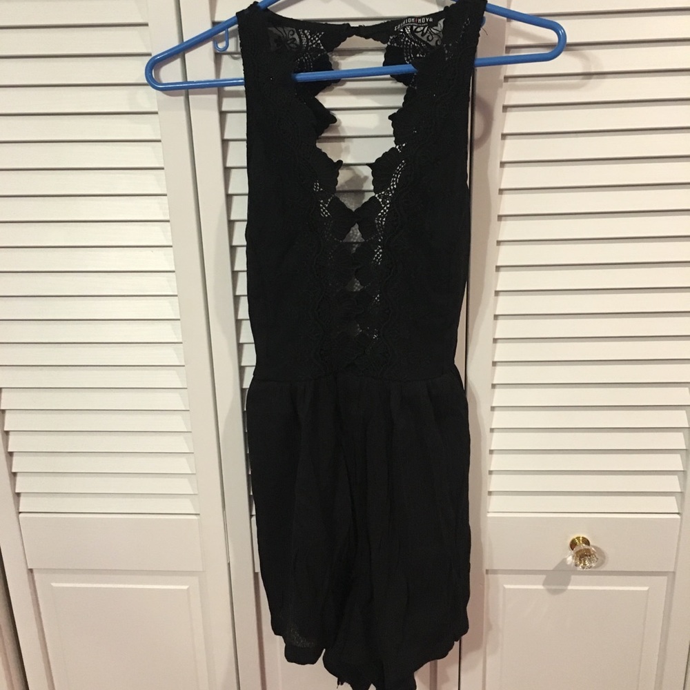 Black lace design romper